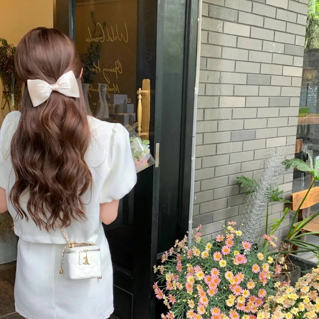 妖姬莎塔 海报