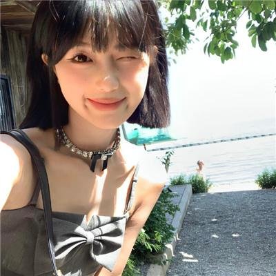 说谎的女人 海报